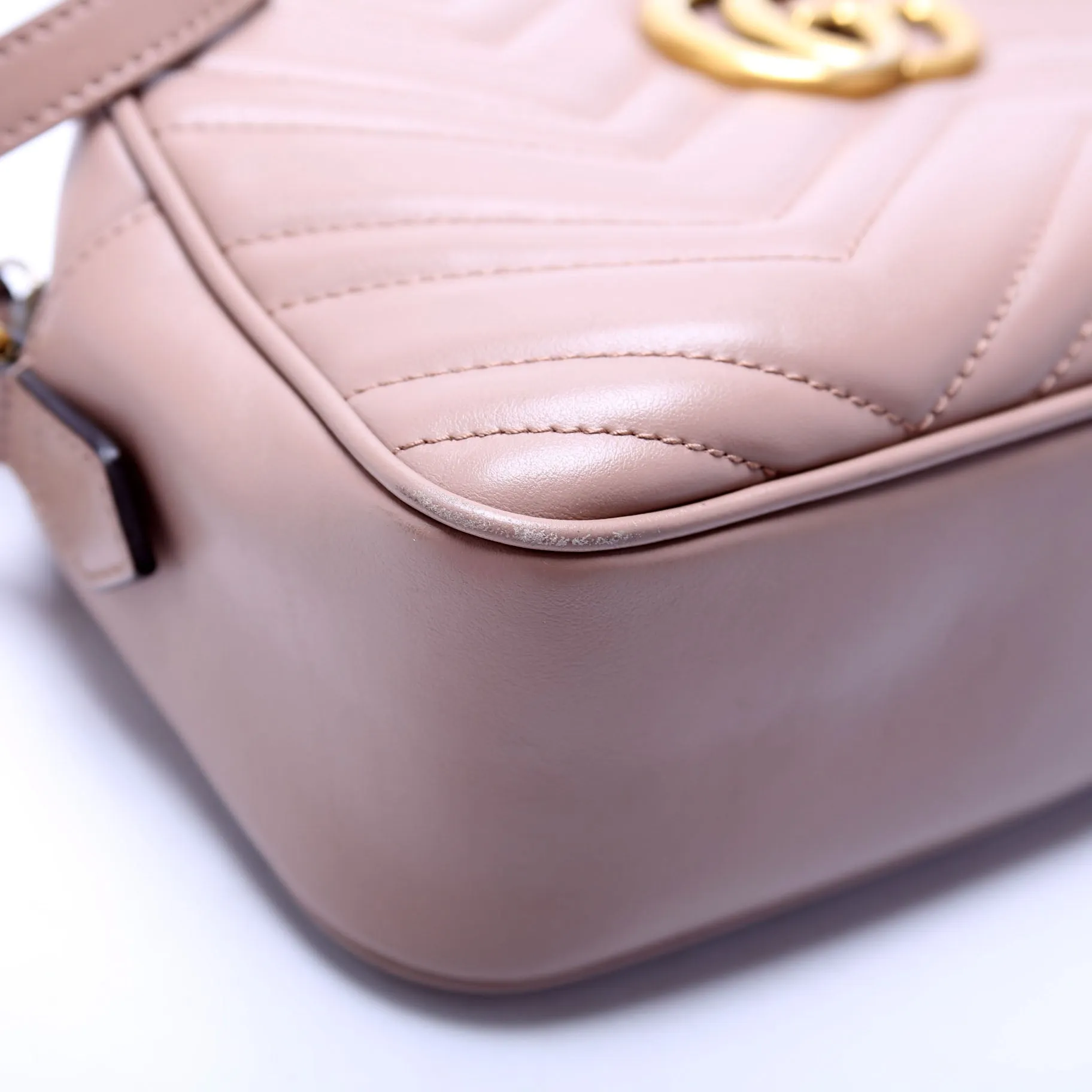 447632 Marmont Small Leather Camera