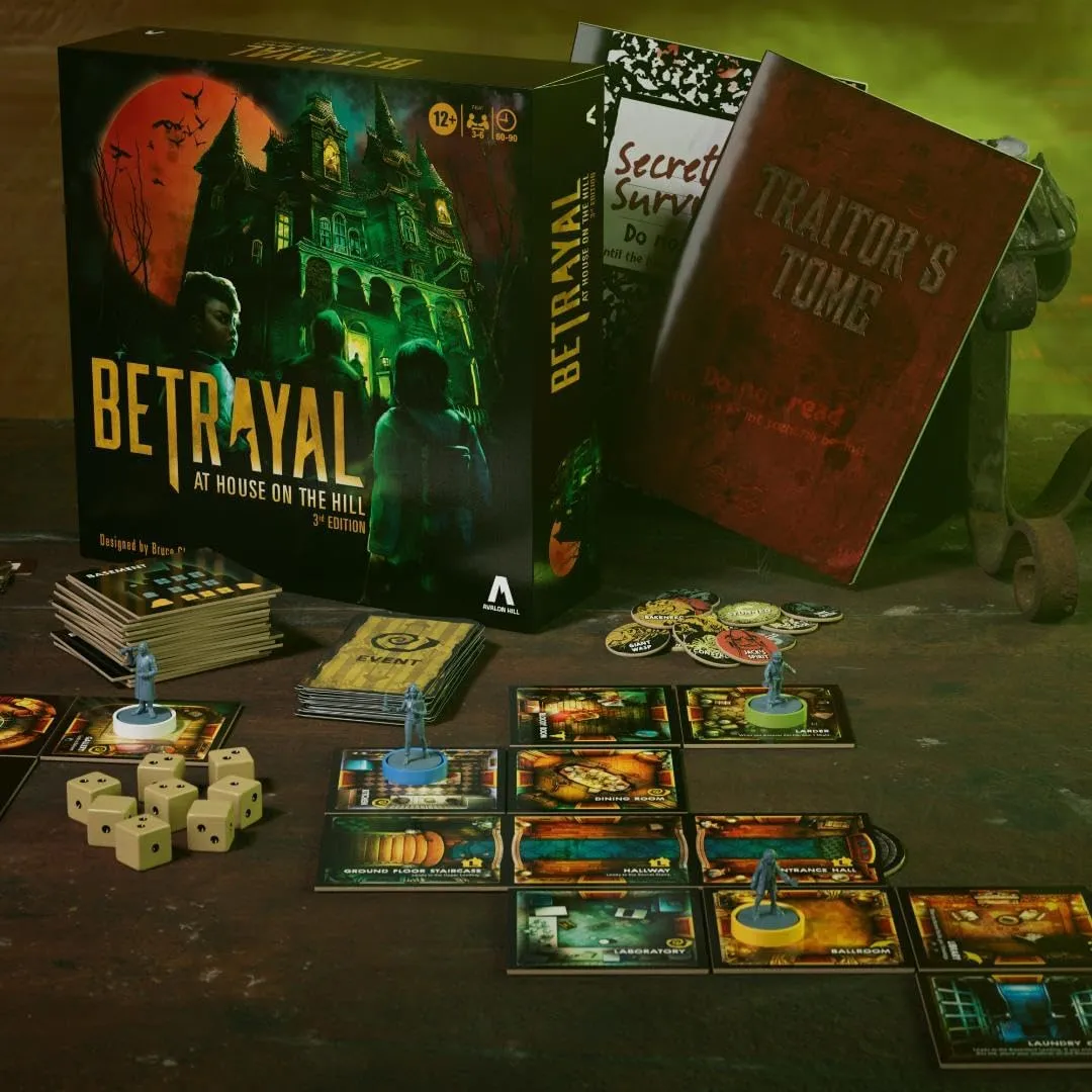 Avalon Hill Hasbro Gaming Betrayal at The House on The Hill 3rd Edition Cooperative Board Game, Ages 12 and Up, 3-6 Players, 50 Chilling Scenarios (F4541), Multicolor