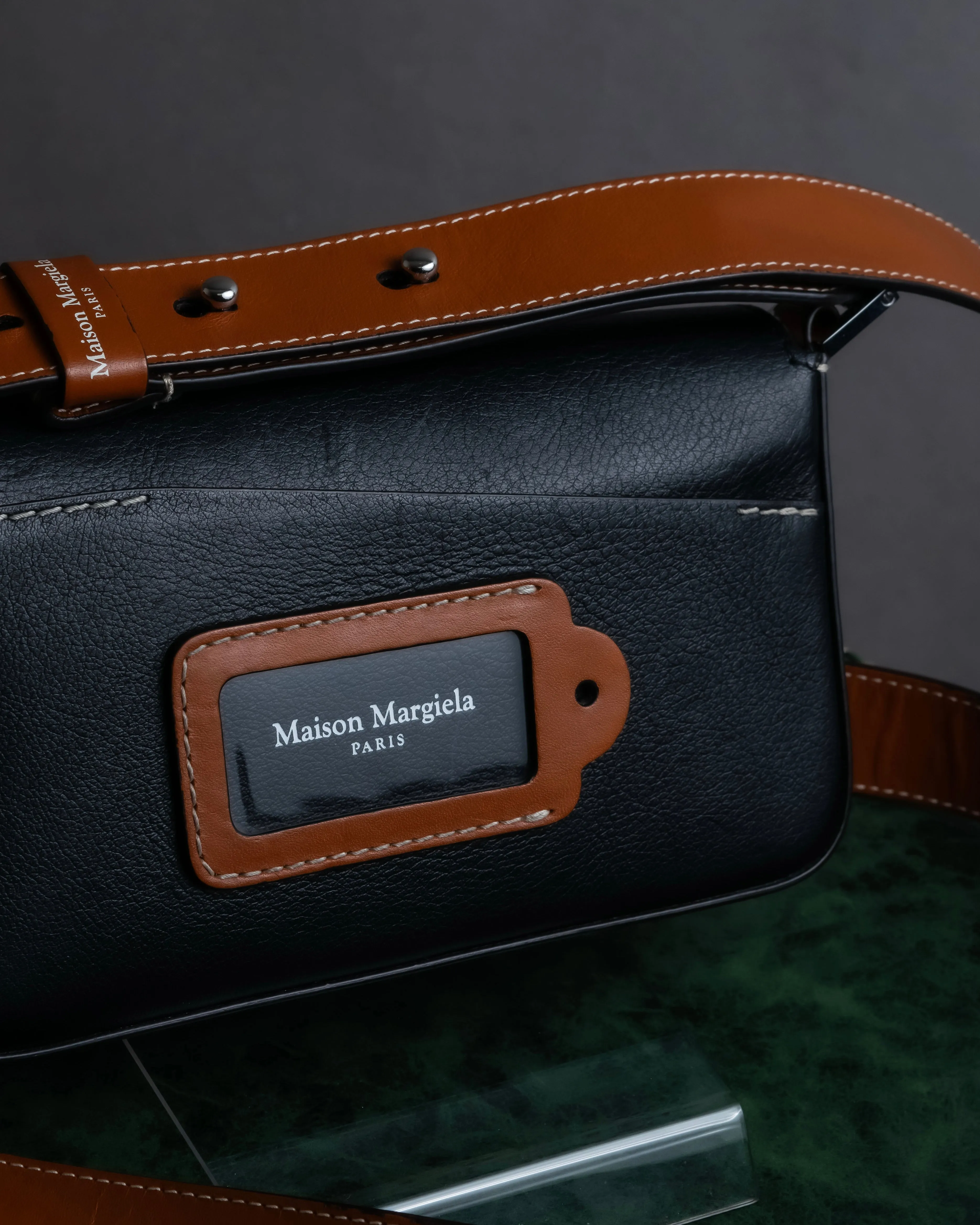 "MAISON MARGIELA" 24SS Memories of camera bag