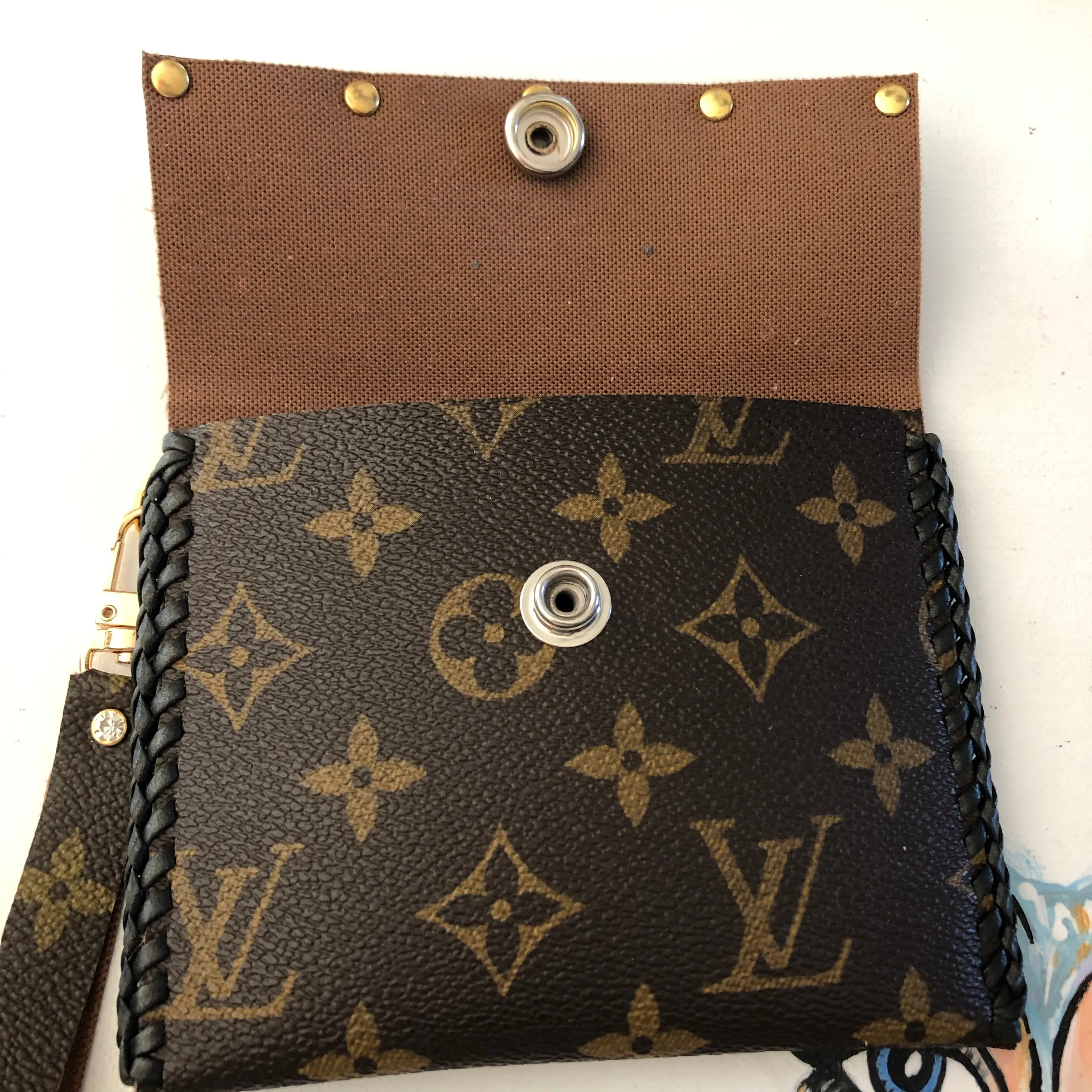 The Cardinal - Blingy Vintage Card Holder/Wallet/Keychain