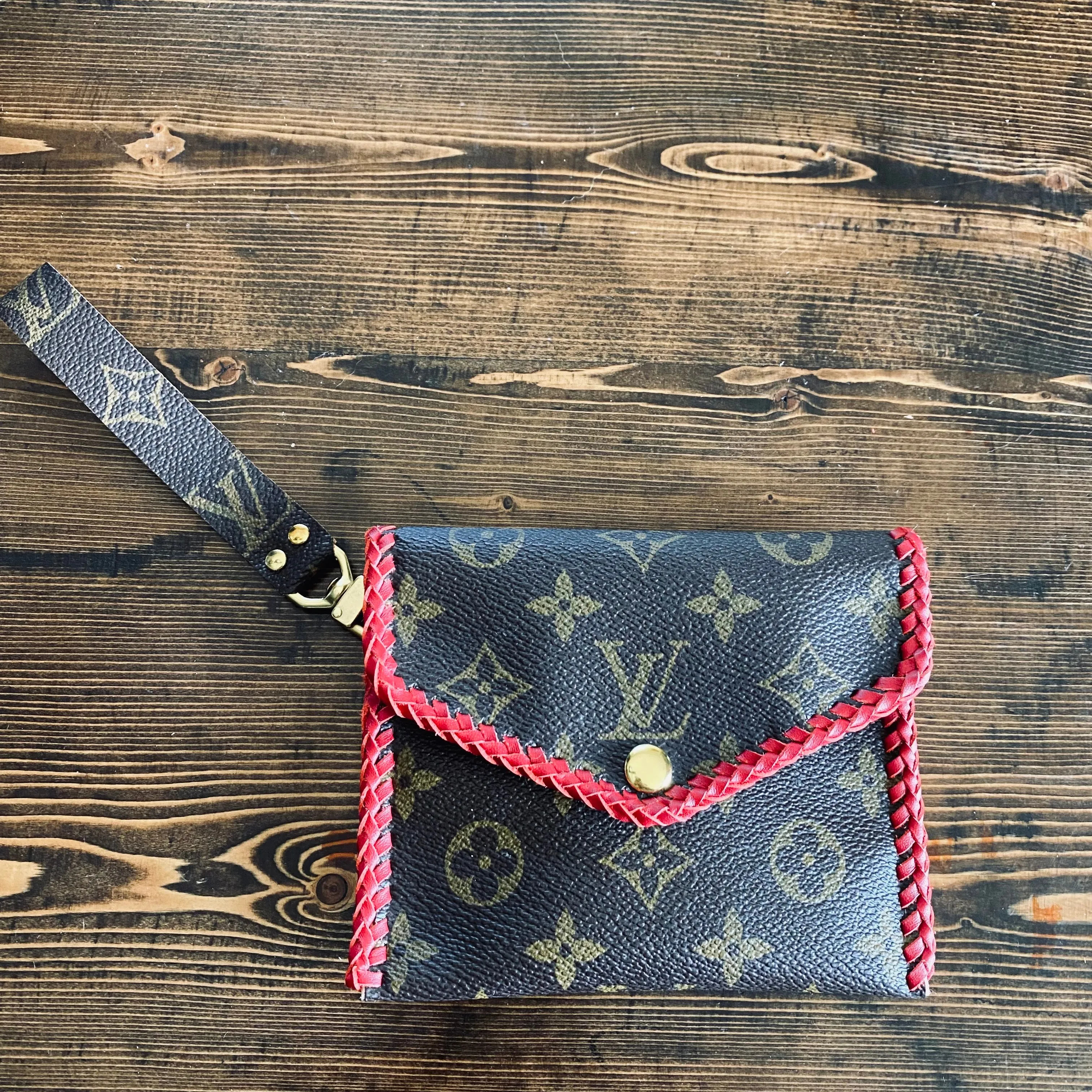 The Cardinal - Red Vintage Card Holder/Wallet/Keychain