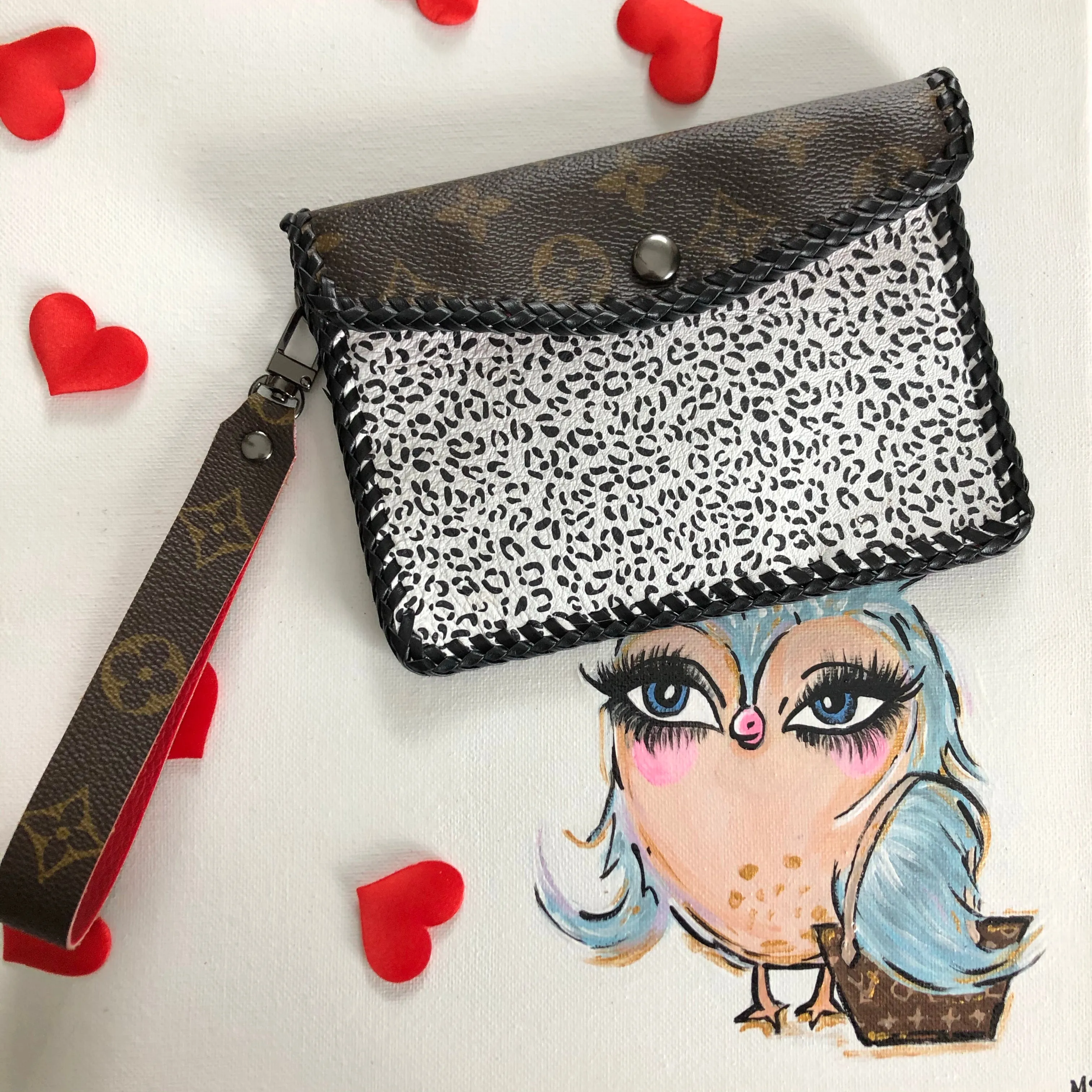 The Cardinal - Snow Leopard Vintage Card Holder/Wallet/Keychain