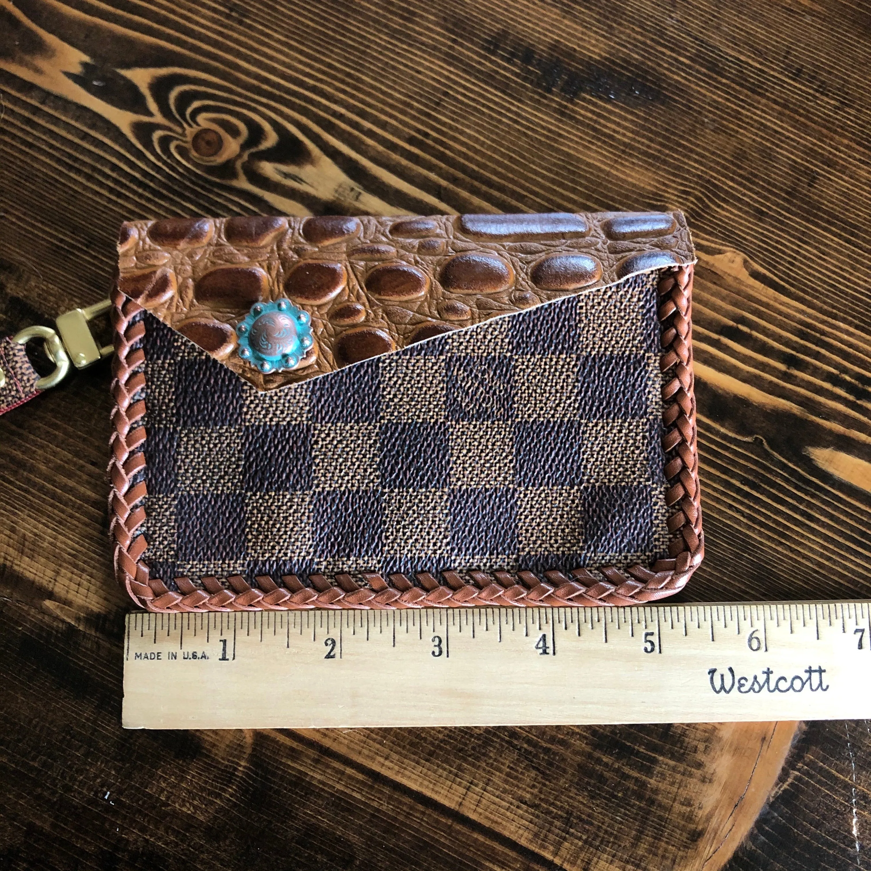 The Chickadee - Caramel Damier Vintage Card Holder