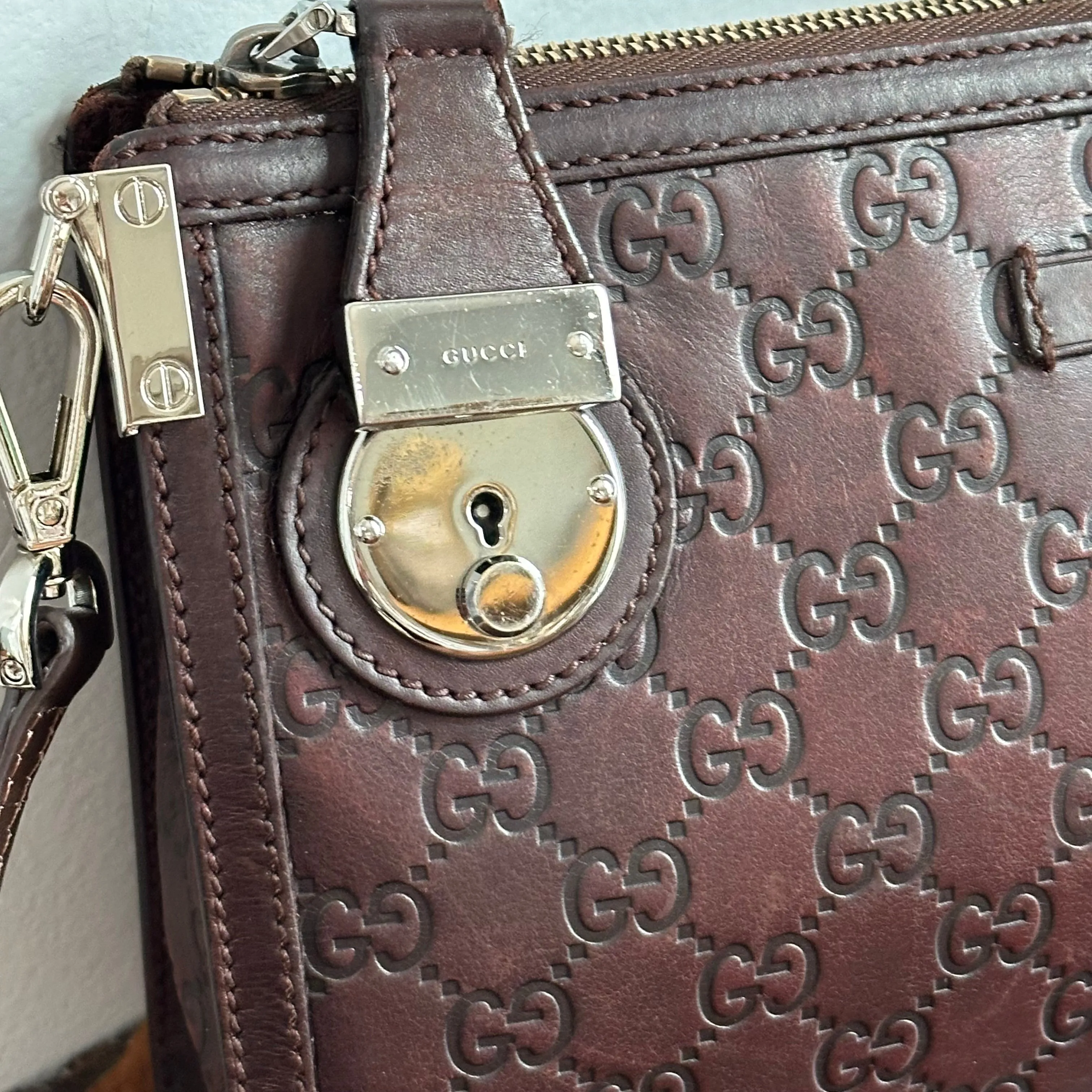 The Junco - Vintage Gucci Guccissima Crossbody Bag in Brown