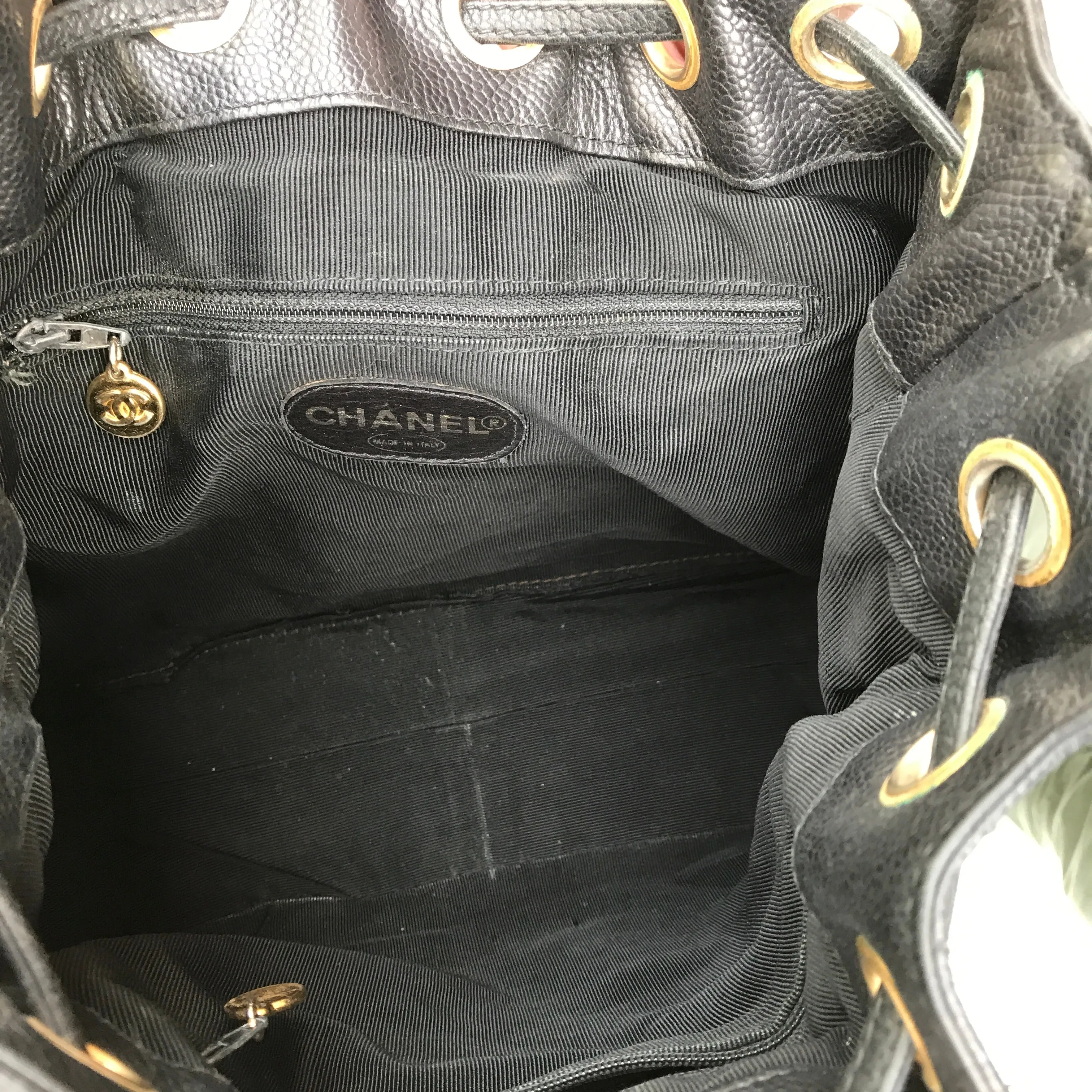 Vintage Chanel Shoulder Bag (COLLECTIBLE)